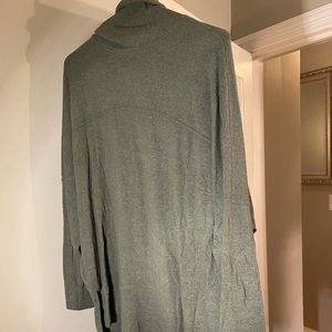 Aerie Super Soft Turtleneck in Moss